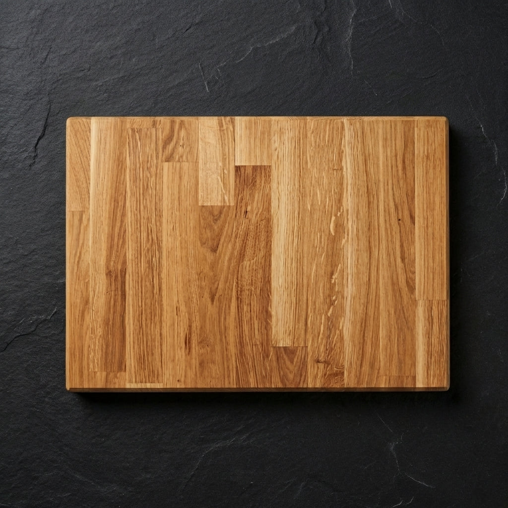 Skärbräda i ek, 38x30x4 cm